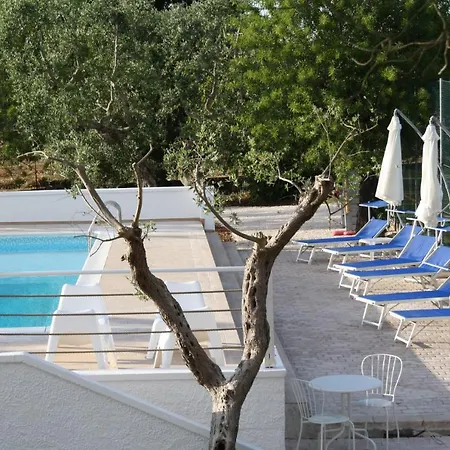 Verdiales Βίλα Santa Lucia (Brindisi)